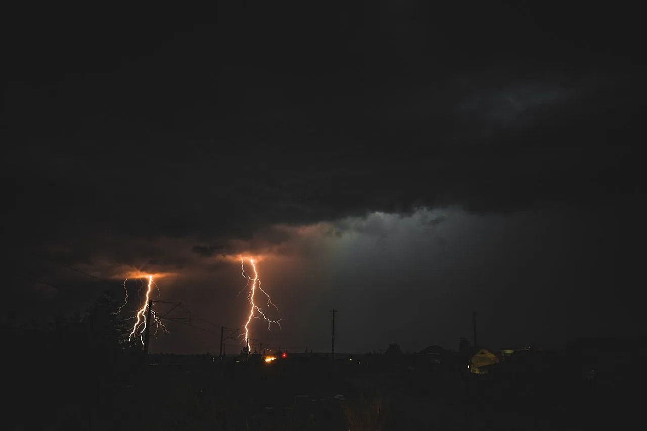 lightning-7389933_1280 Lighting storm