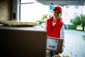 curior picking up products